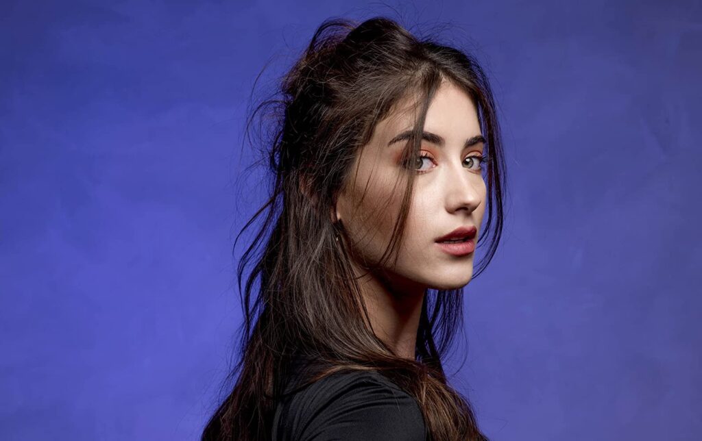 Hazal Kaya best turkish actresses