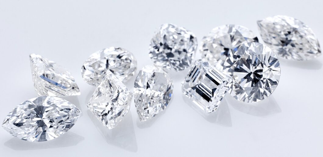 How to Tell Diamond from Moissanite Tips for Distinguishing the